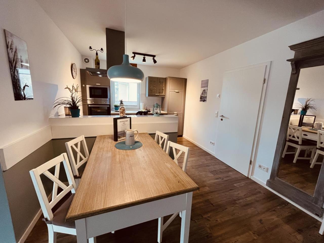 Ferienwohnung Van Der Holm Born Exterior foto