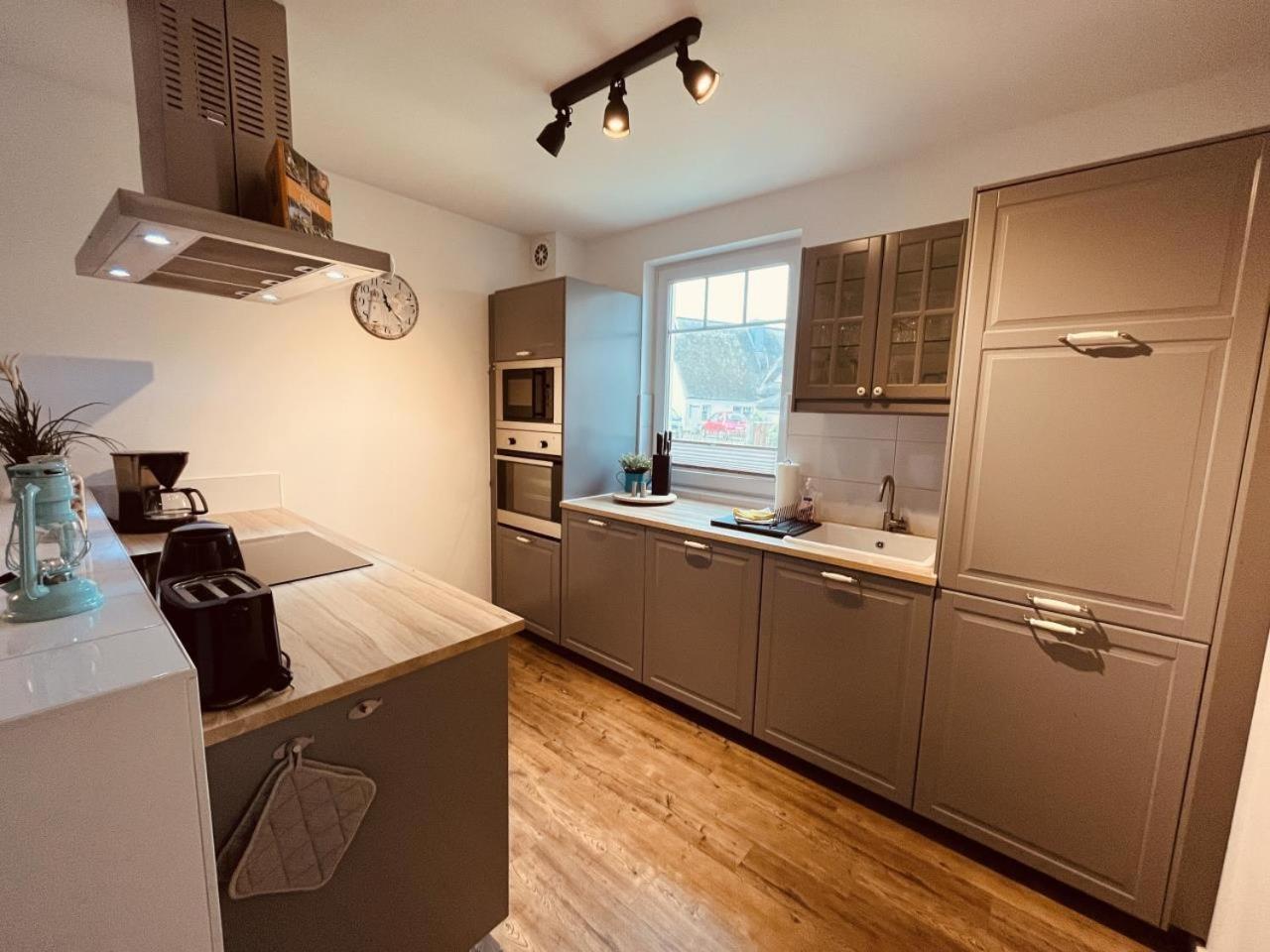 Ferienwohnung Van Der Holm Born Exterior foto